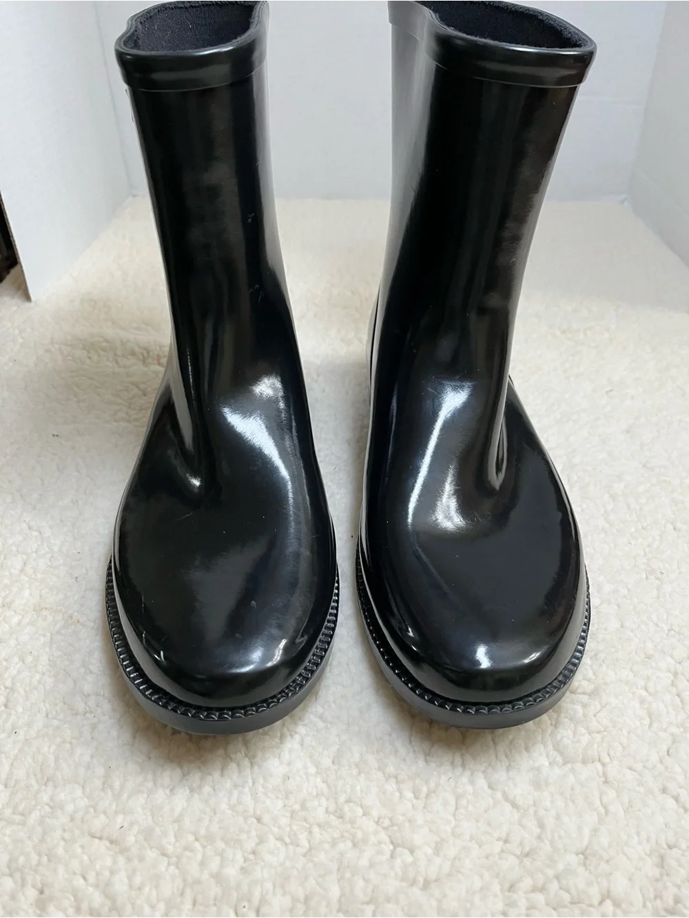 Michael Kors Benji Gold Logo Rain Boots Glossy Black Waterproof  Size 10